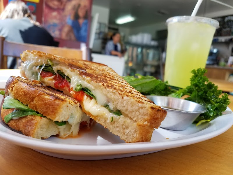 Cruzita's Deli And Cafe