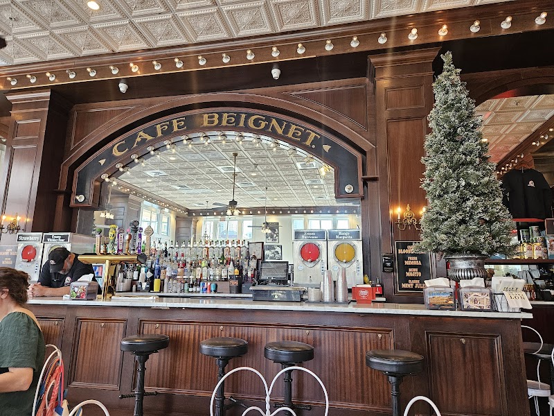 Cafe Beignet, Decatur Street