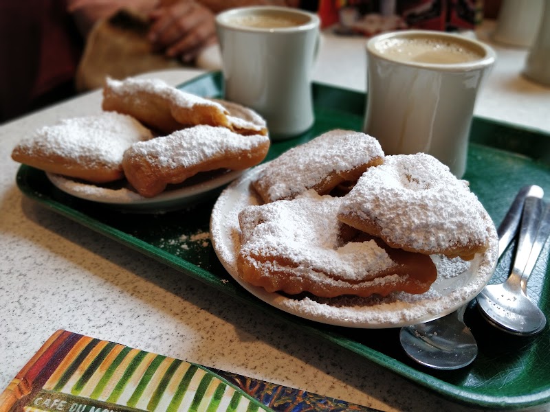Café Du Monde Williams Blvd