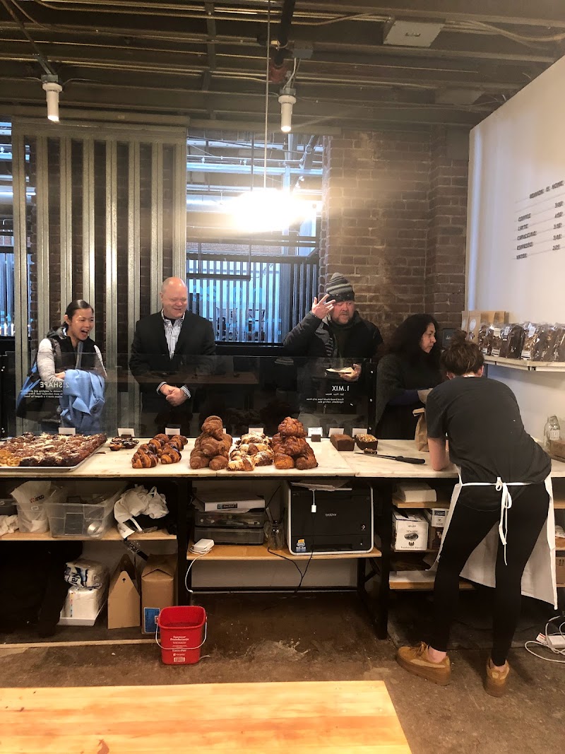 Reunion Bakery / Sourdough Bread / Coffee