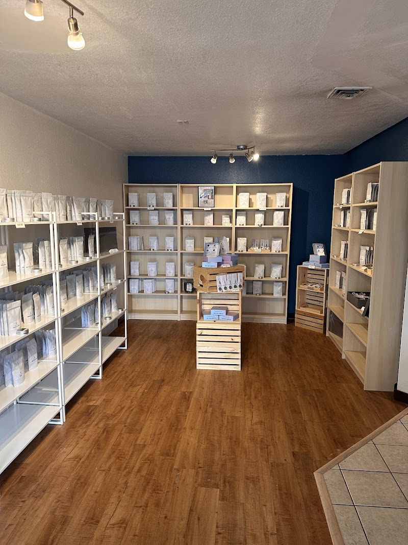 Luminous Tea House and Cafe