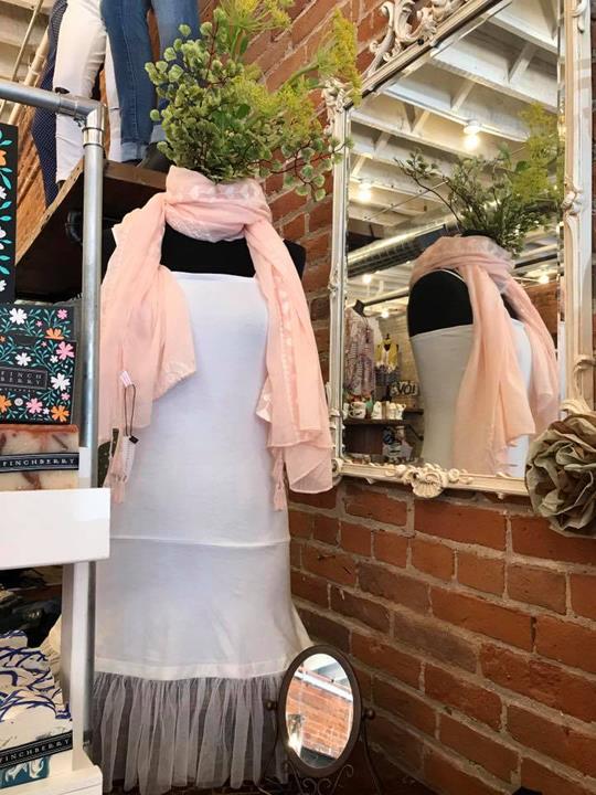 Elle & Beck's Lifestyle Boutique Coffee & Gelato