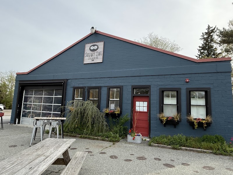 Snowy Owl Cafe & Roastery