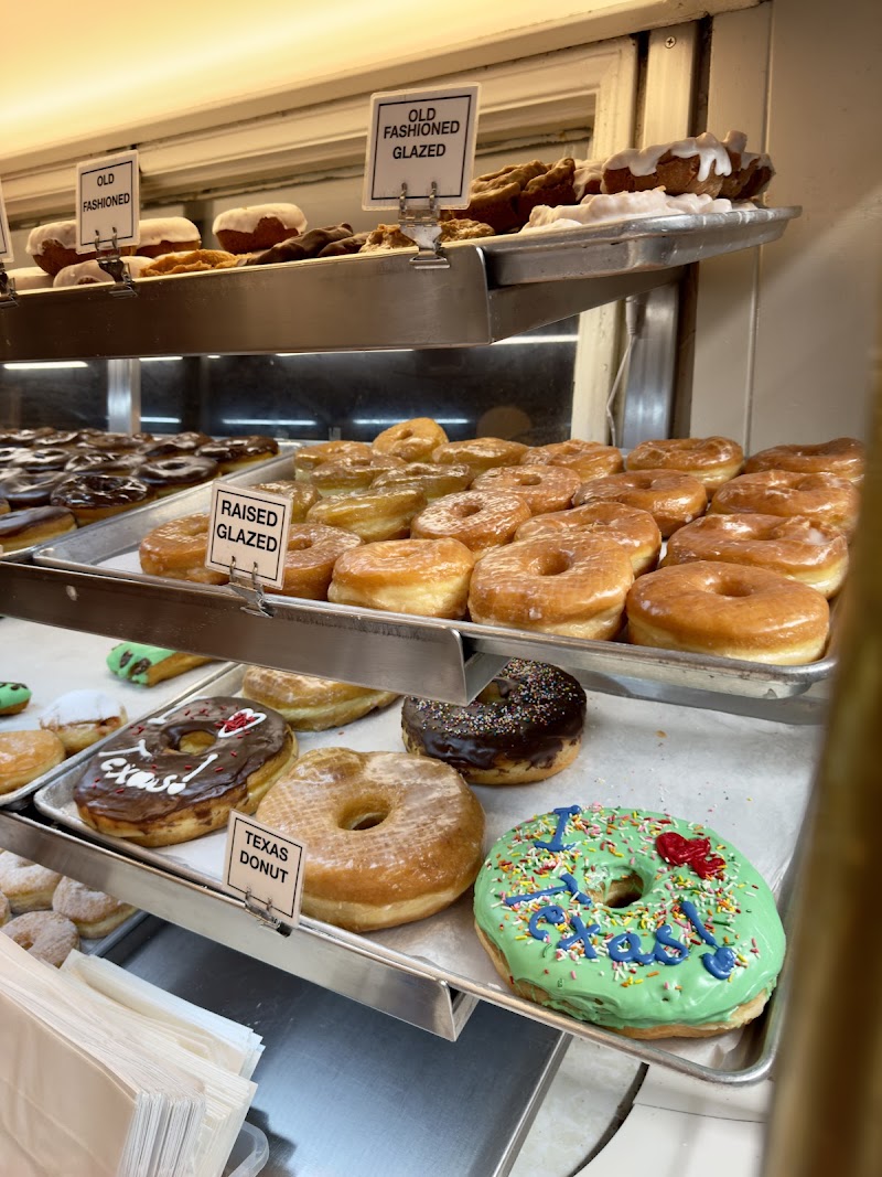 Bob's Coffee & Doughnuts