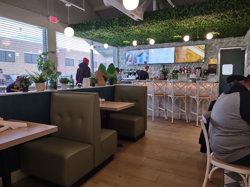 Honey Berry Pancakes & Cafe