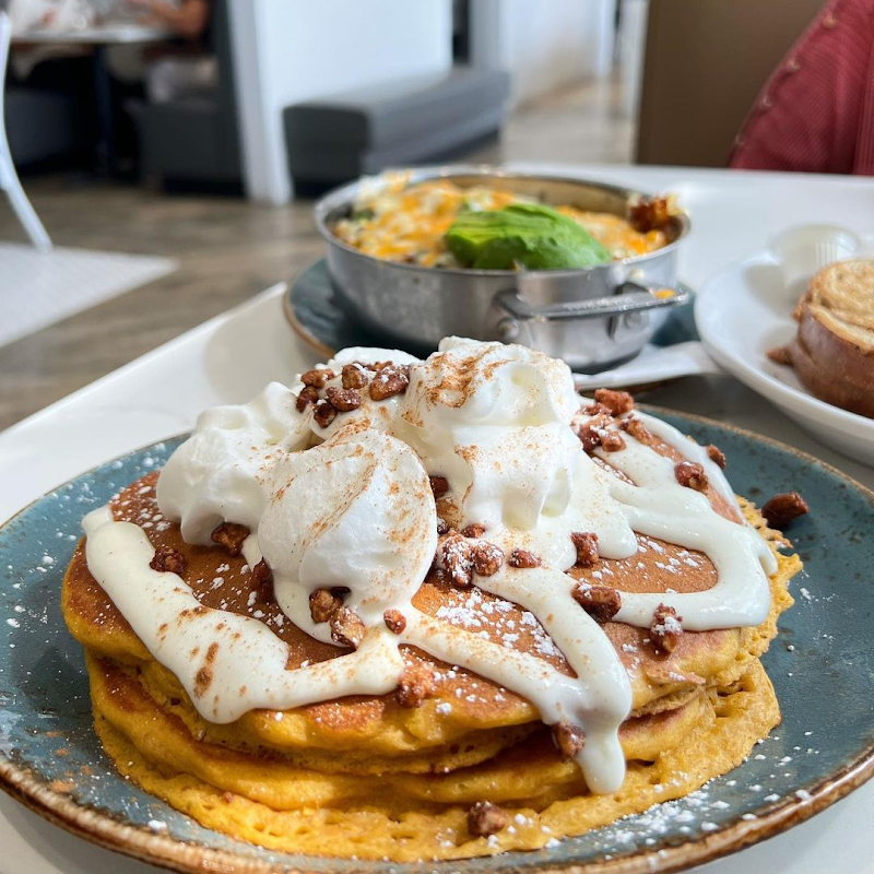 Honey Berry Pancakes & Cafe