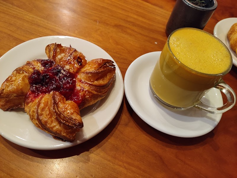 Trident Booksellers and Cafe