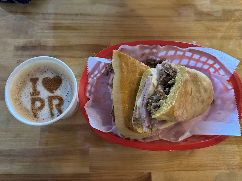 El Punto Sandwich Cafe