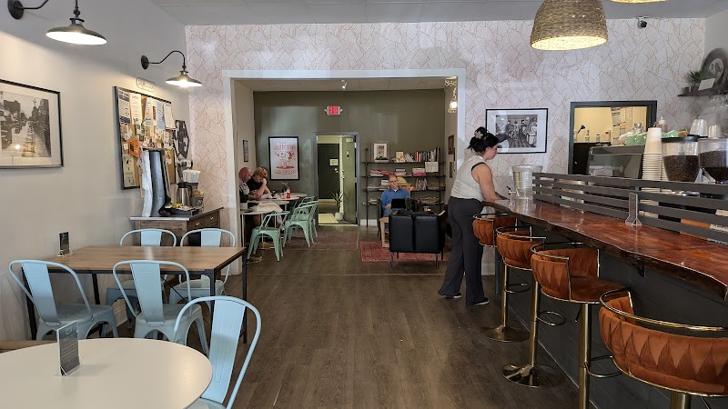 Press & Porter Coffee & Pourhouse