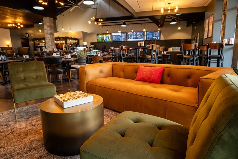 Vibrant Coffeehouse + Kitchen