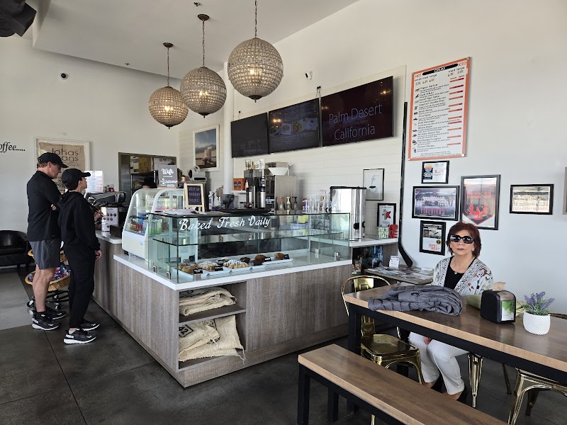 IW Coffee & Chai Bar