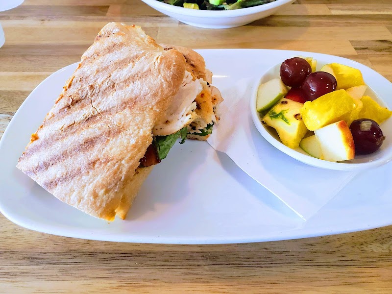 The Cutting Edge Cafe