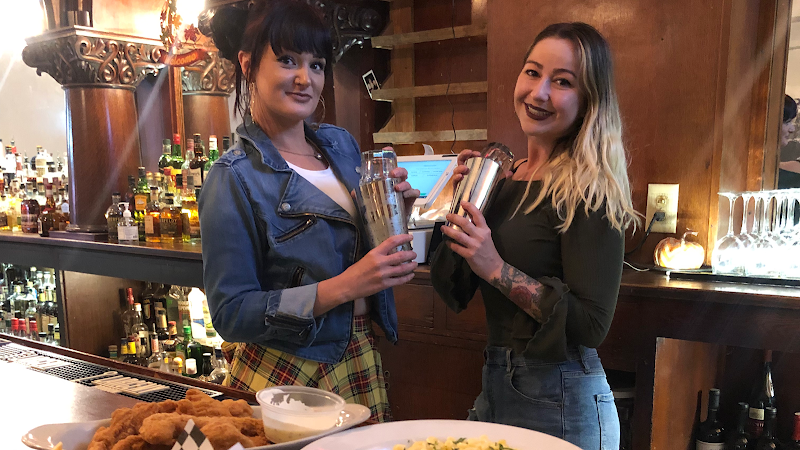 Shep's Club at Shepherd's Inn