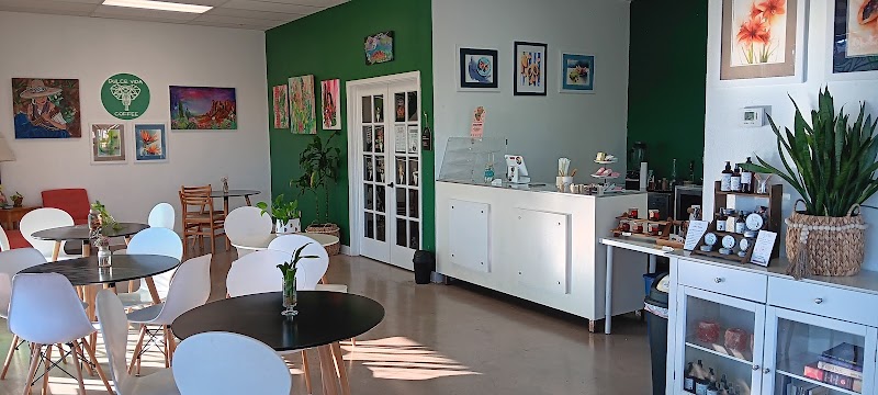 Farm 2 Farmacy - Juice, Smoothies and Plant-based Coffee Shop