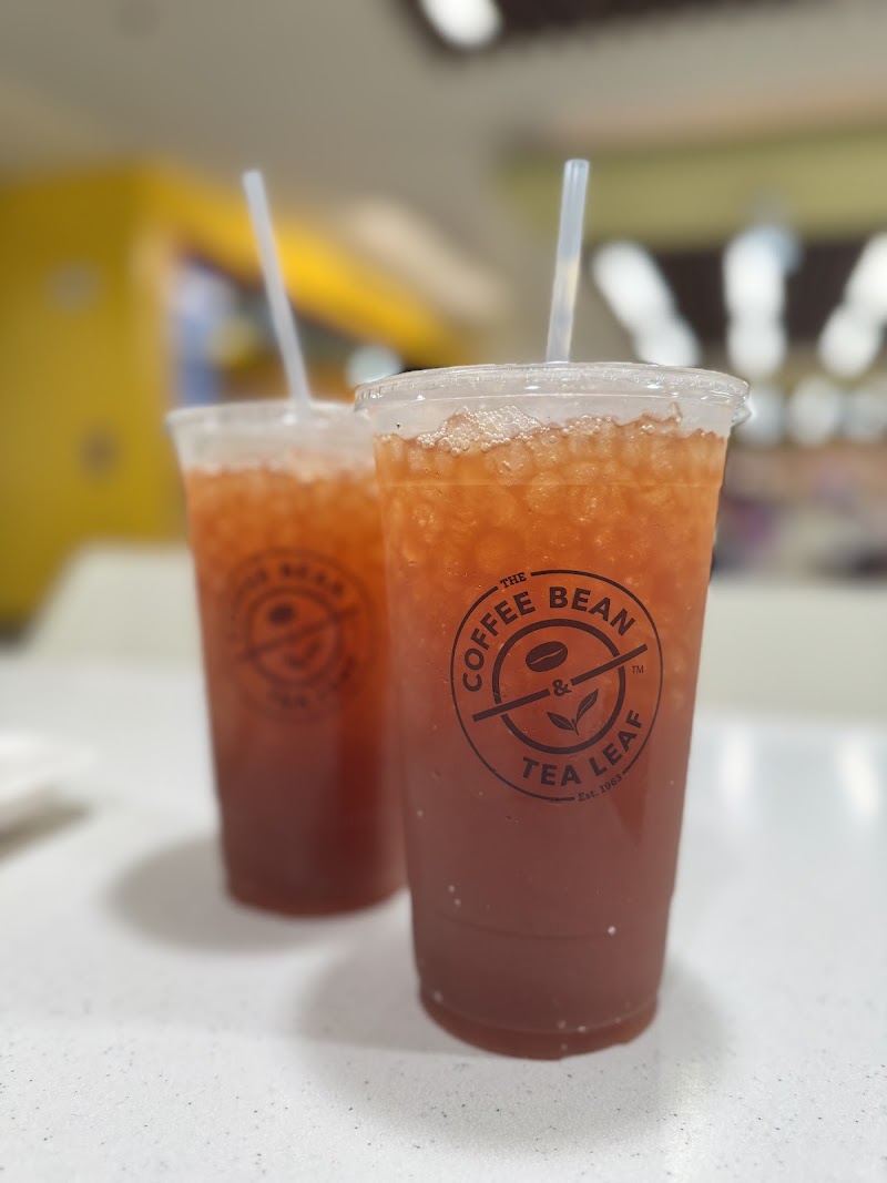 The Coffee Bean & Tea Leaf (Makai Market Food Court)