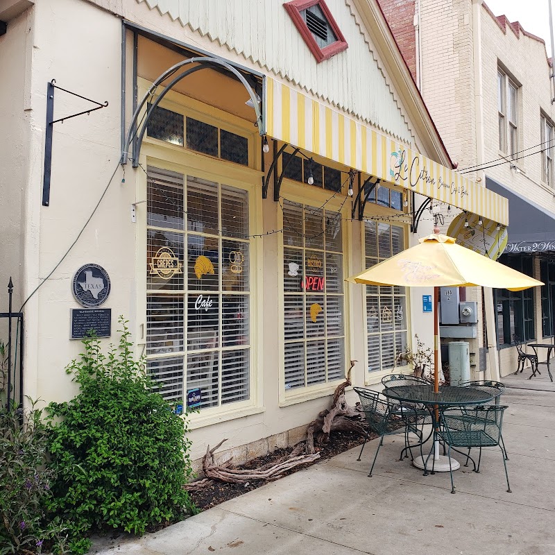 Le Citron European Cafe & Bistro