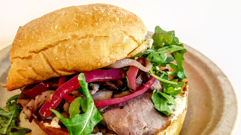 NOMZ - Restaurant & Bar - Akron, OH