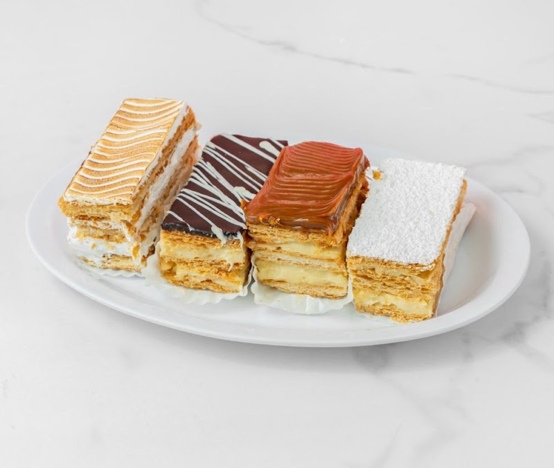 Capuchino Bakery Café