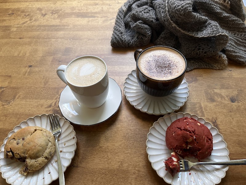 Aroma Bakery & Coffee
