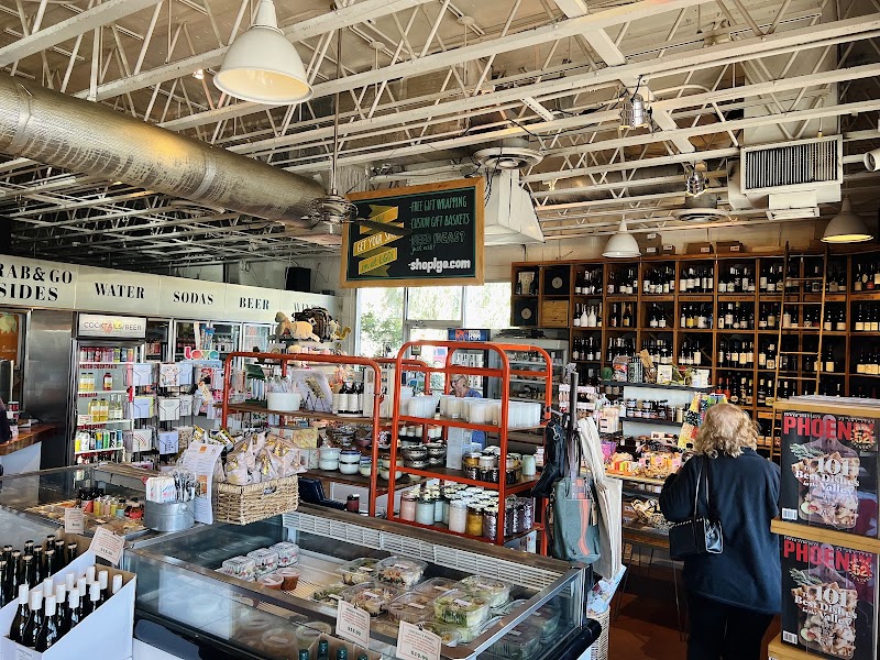 La Grande Orange Grocery & Pizzeria