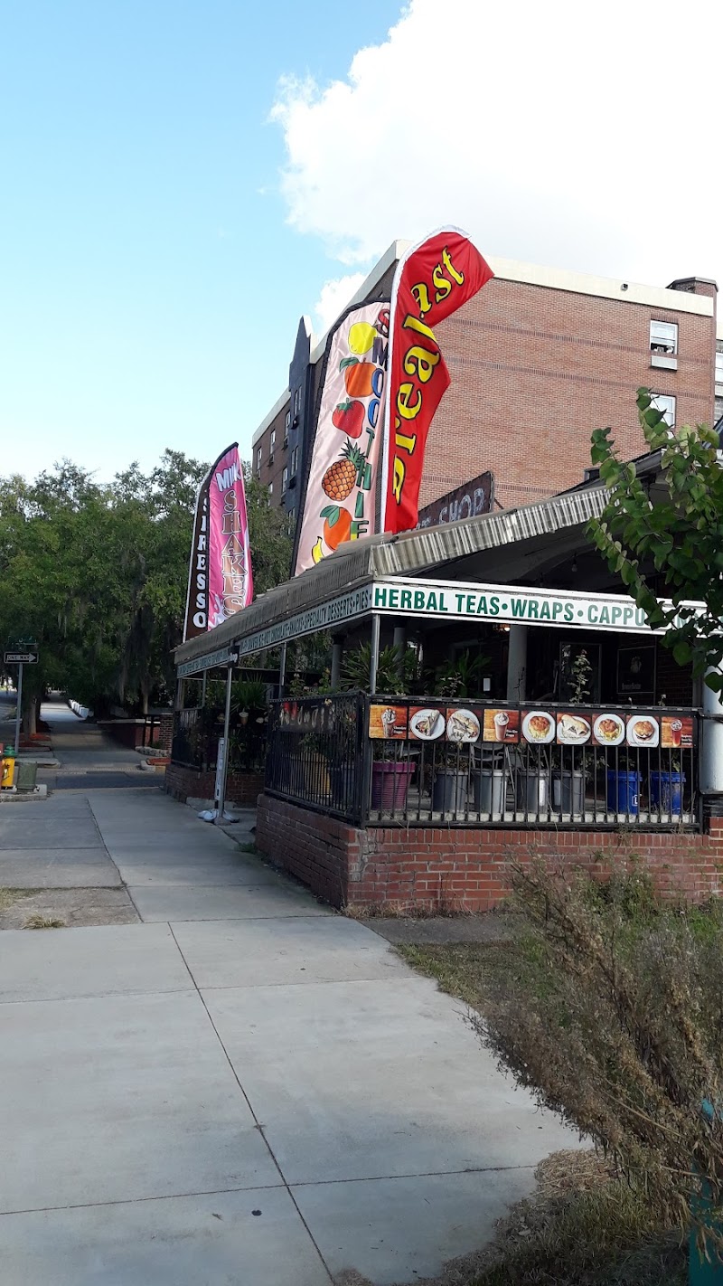 The Sweet Shop Cafe & Lounge