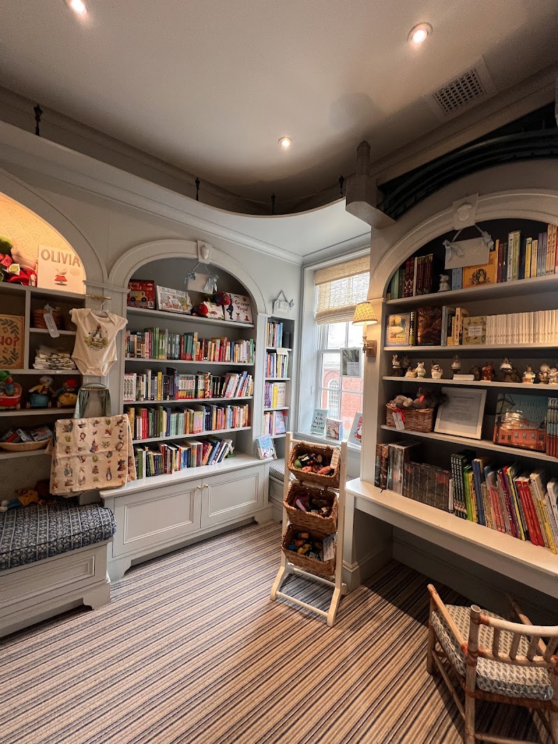 Beacon Hill Books & Cafe