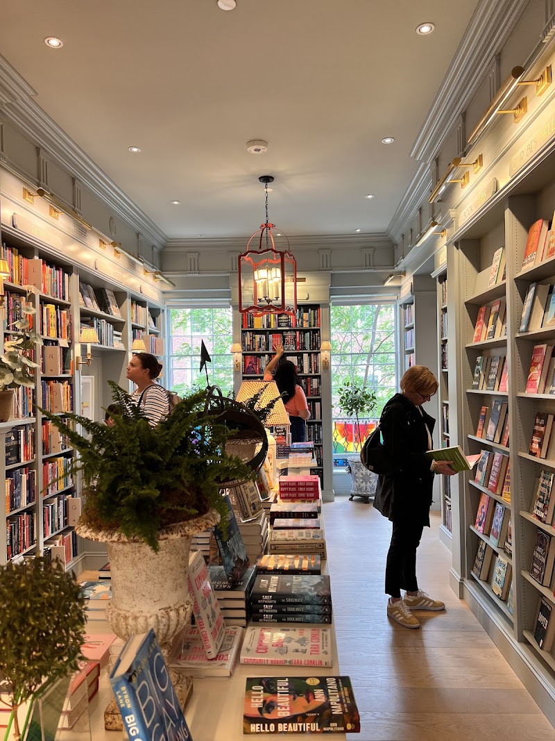 Beacon Hill Books & Cafe