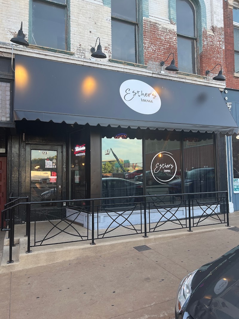 Esther’s Lounge