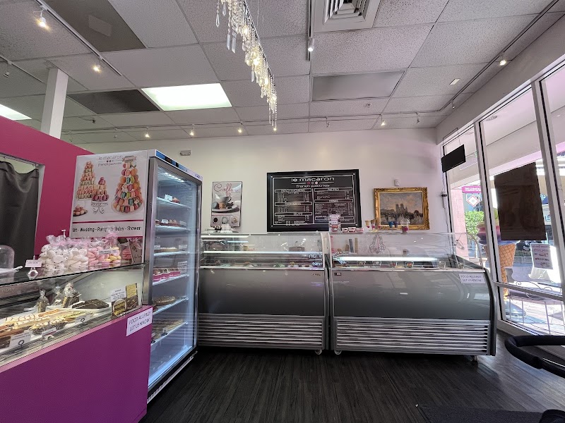 le macaron french pastries