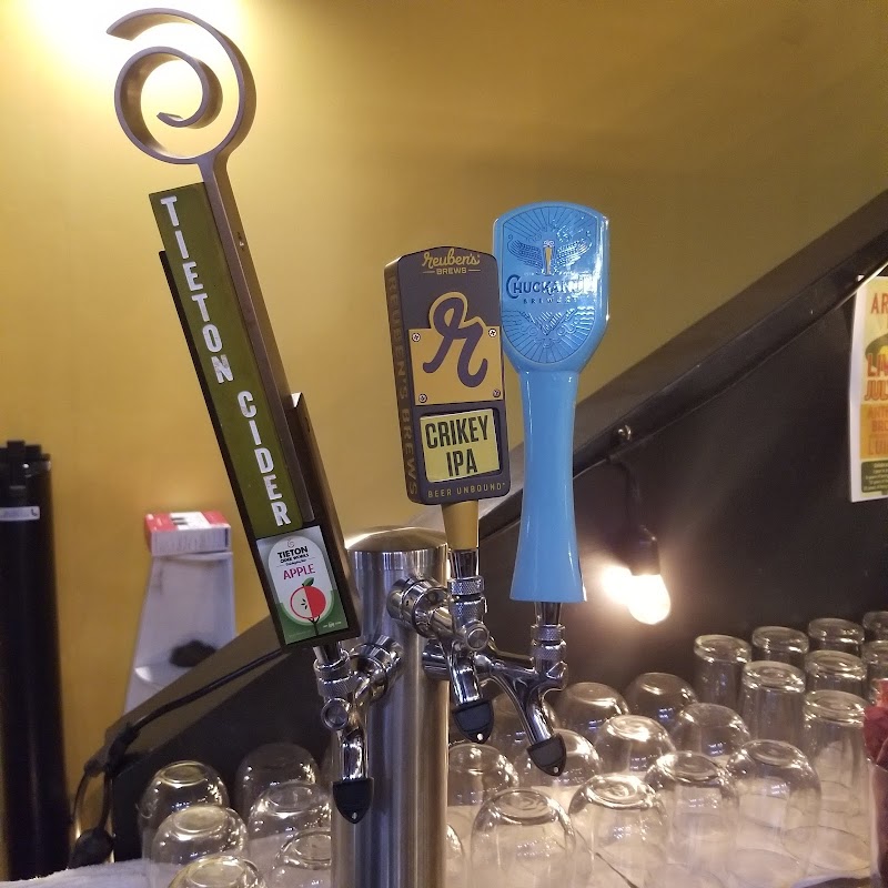 Artisans Books & Coffee