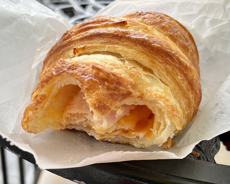 Shawn's Cafe & Bakery