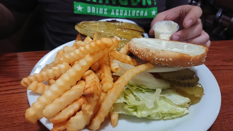 Armon's Restaurant and Coffee Shop