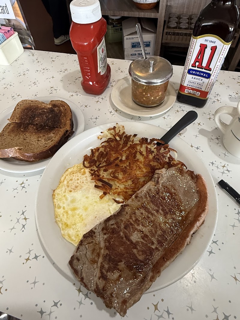 Armon's Restaurant and Coffee Shop