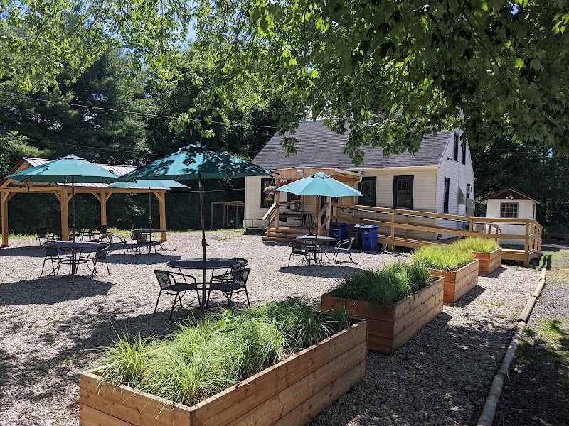 Long River Local Farm Market & Cafe