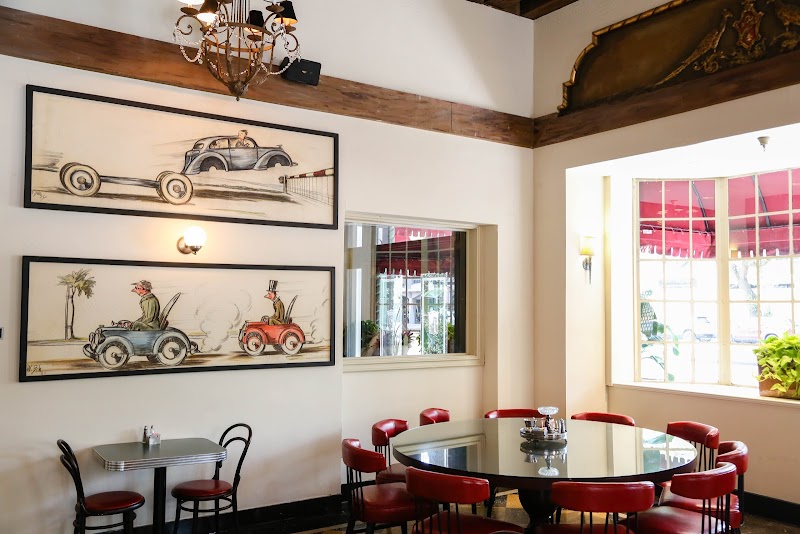 Silver Whistle Café