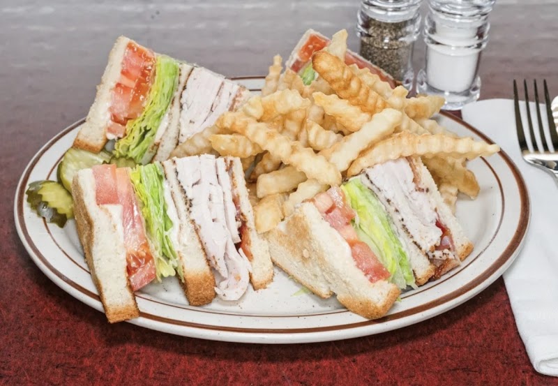 Manning’s Restaurant & Bar