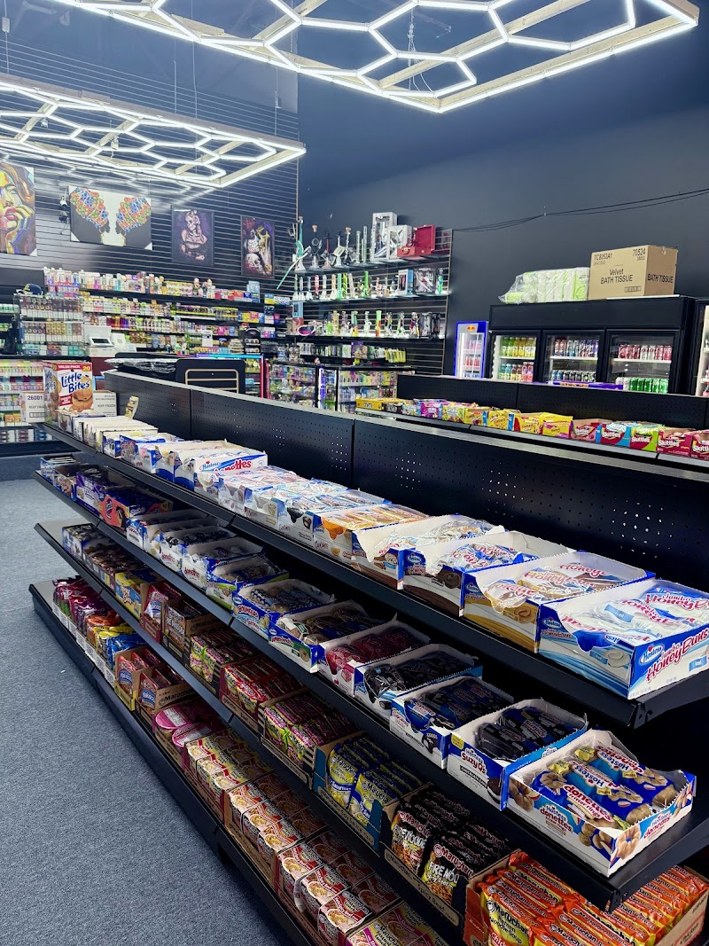 Memphis convenience & smoke shop