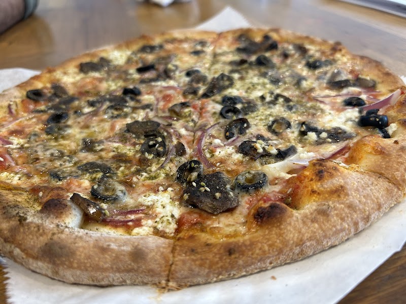 Mamale Café & Pizza Bar