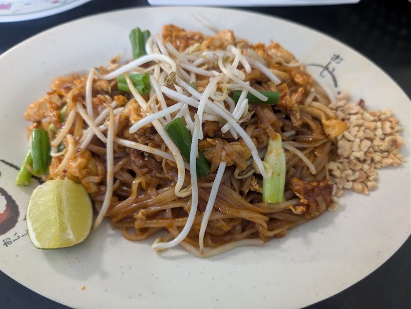 Miss Thai & Ramen Noodles Café