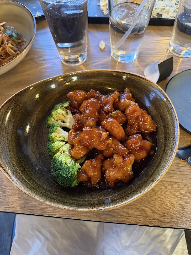 Encore Asian Bistro (Encore Cafe)