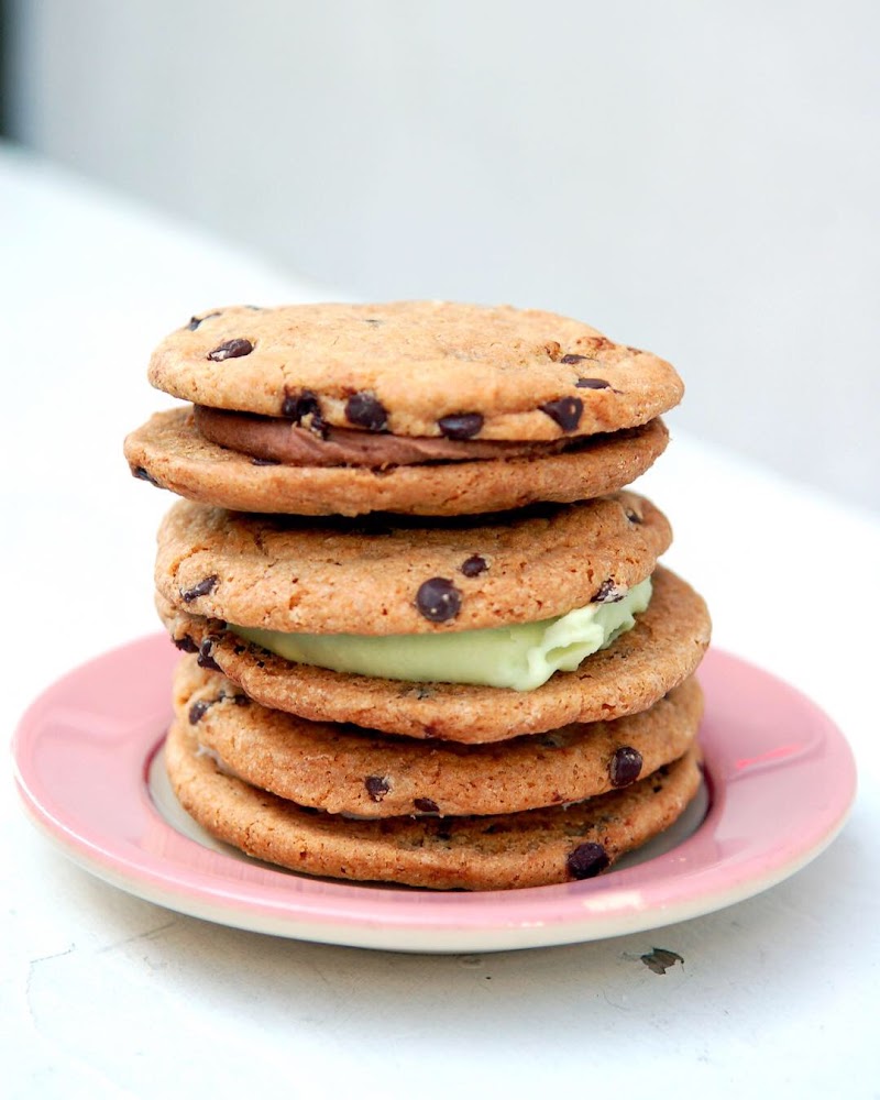 Erin McKenna's Bakery LA