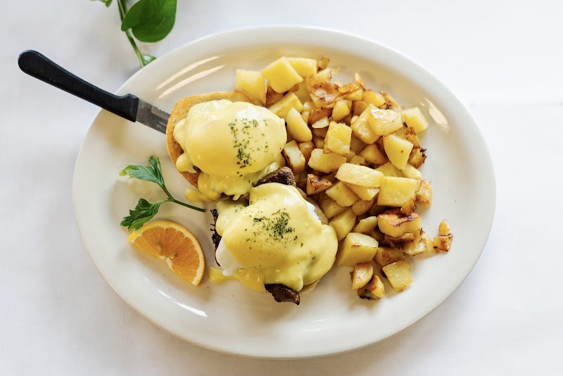 Greg's Breakfast Restaurant & Lunch