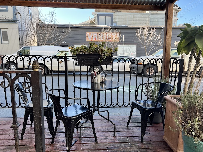 Giuliana's Just For You Cafe