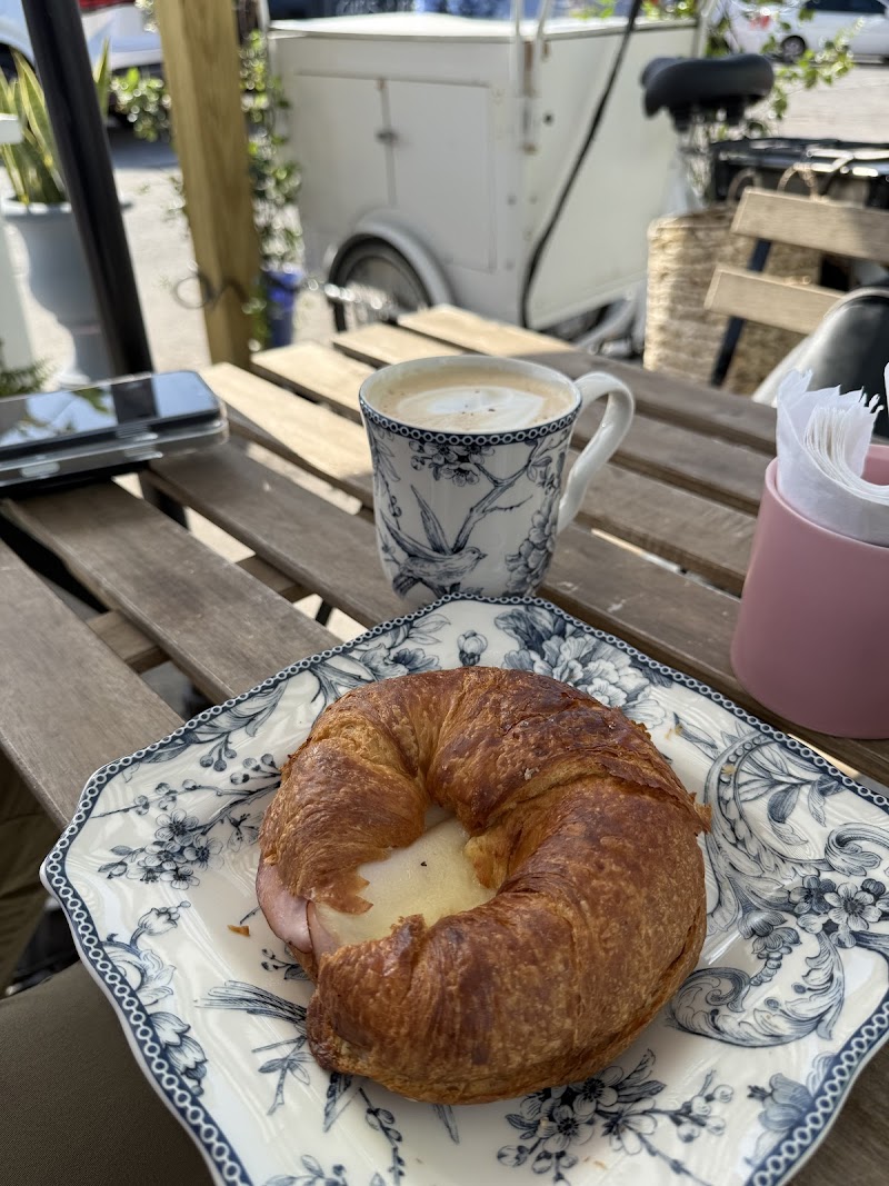 Blooming Floral Cafe