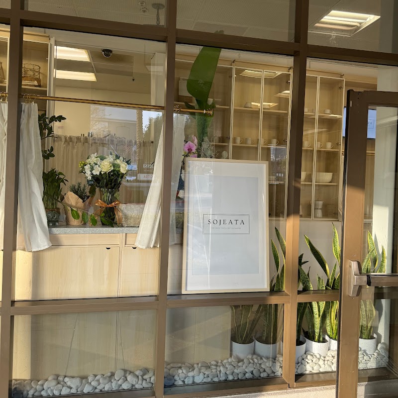 Sojeata Organic Cafe & Creamery