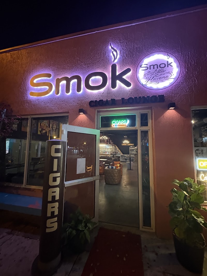 Smok in Little Havana