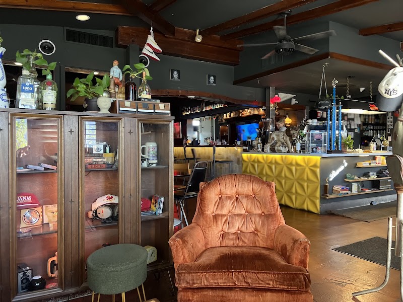 Luanas Coffee and Beer