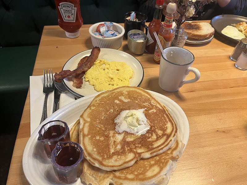 Janet’s Cafe Eagle