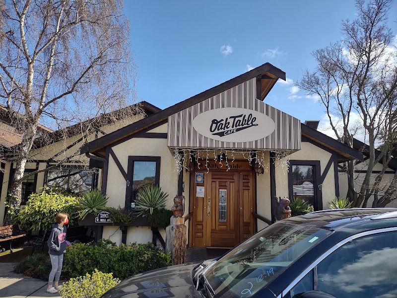Oak Table Cafe