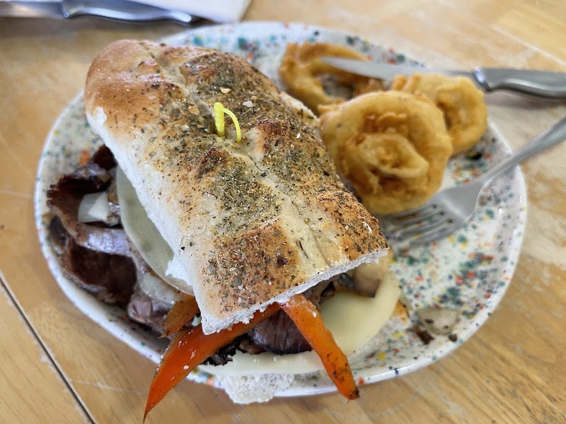 Michael Dean's Country Café